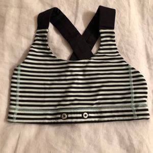 Lululemon - Sports Bra